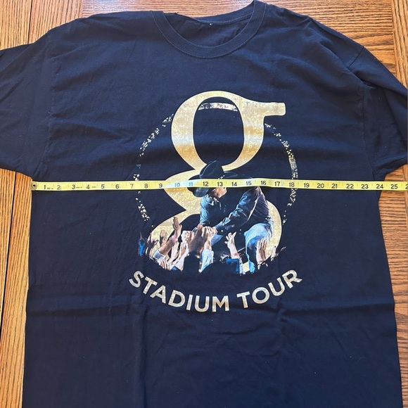 Garth Brooks Black n Gold Short Sleeve Concert Stadium Tour T-shirt Size 2XL - Picture 5 of 7